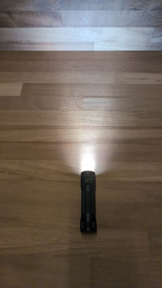 Emisar D4K 1*21700 BLACK 519a 5000k Lume X1 (restocking)