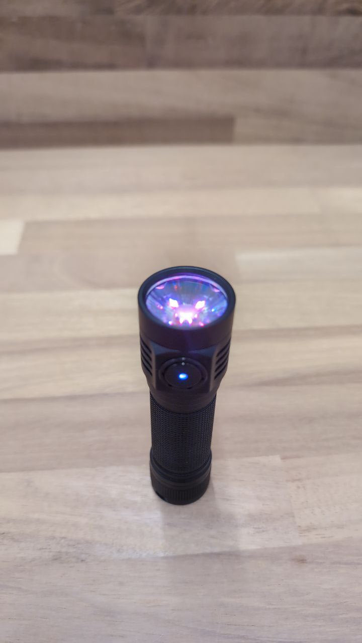 Emisar DA1K 21700 HIGH POWER LED FLASHLIGHT BLACKEDOUT NTG50 4200k RGB