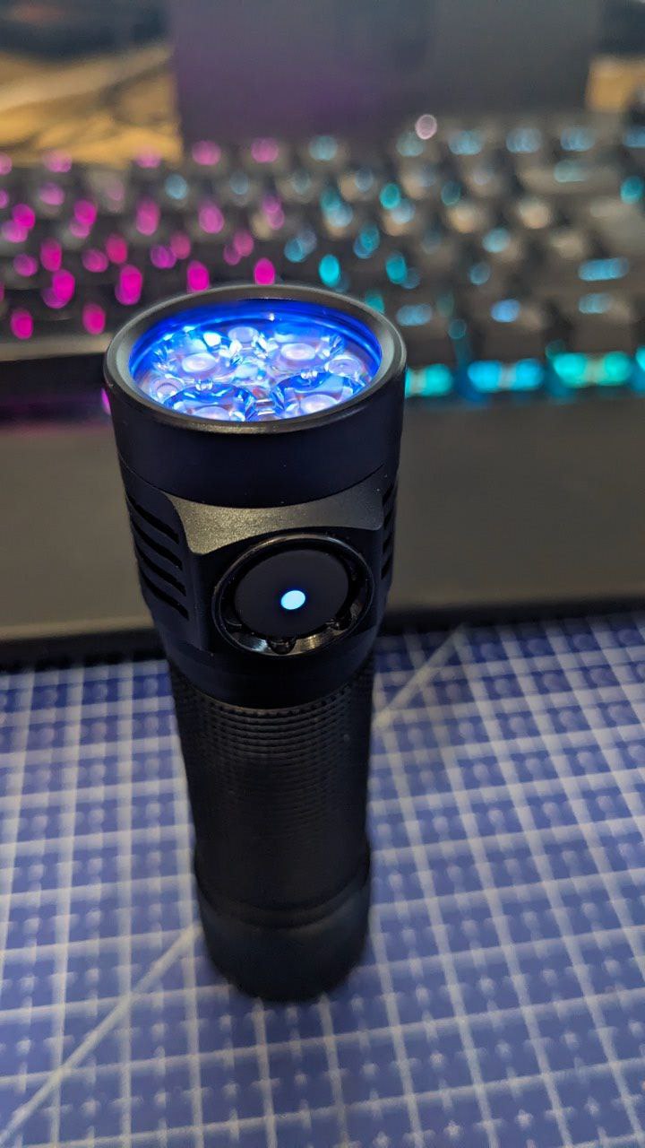 Emisar D4K 1*21700 BLACK 219b SW45K Lume X1 with battery for HAMMY